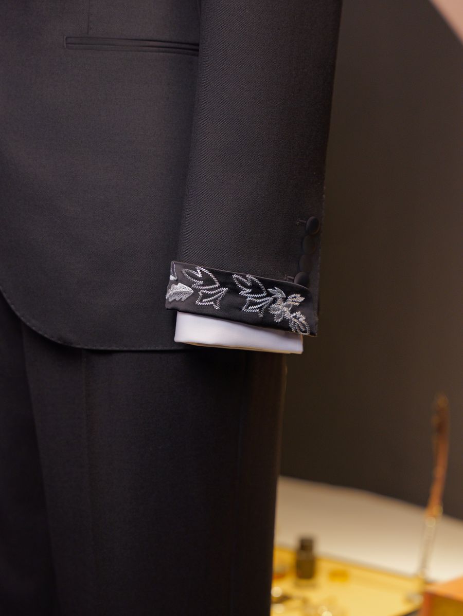 Silver Speckle Tuxedo — view 5 of 6